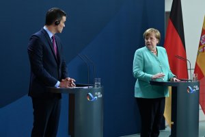 Spanish PM Pedro Sánchez meeting with German Chancellor Angela Merkel