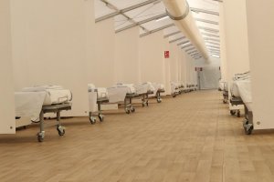 An image of some of the 280 beds that have been prepared in the Valencia 'field hospitals'. (GVA.es)
