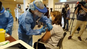 Frontline health workers being vaccinated against Covid-19 on 28 December 2020 in La Rioja region