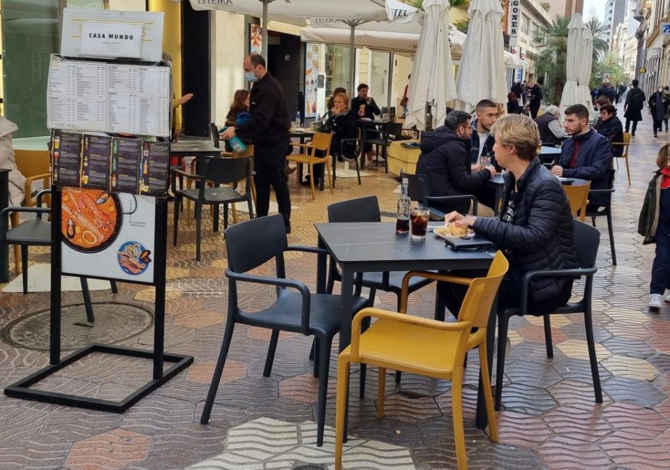 Bars and restaurants with outside terraces have been able to re-open this week in Valencia