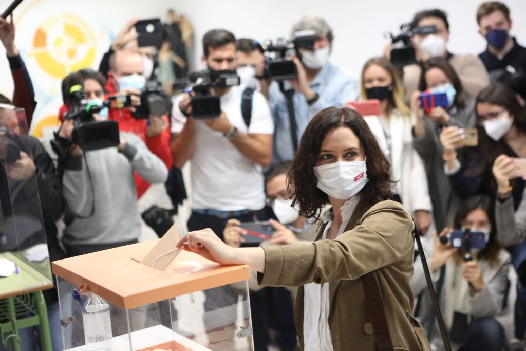 Isabel Díaz Ayuso casting her vote in Madrid