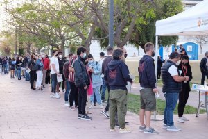 Citizens queuing for antigen tests in Sitges