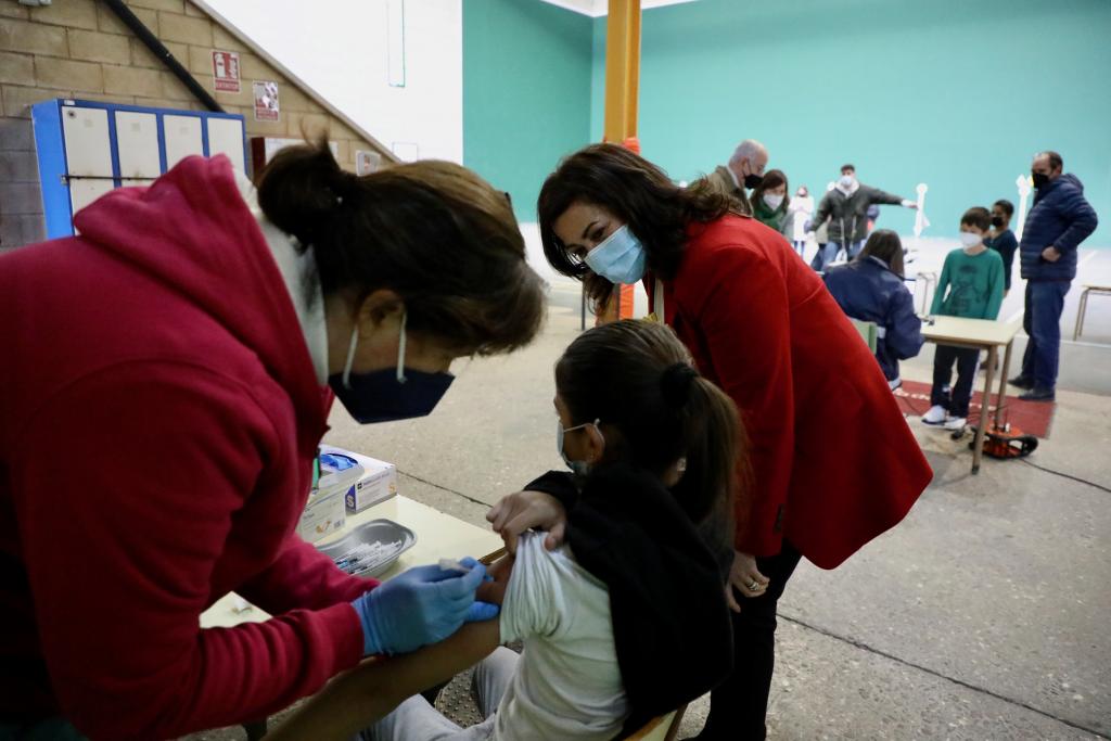Vaccinations against Covid being administered to children in Valencia.