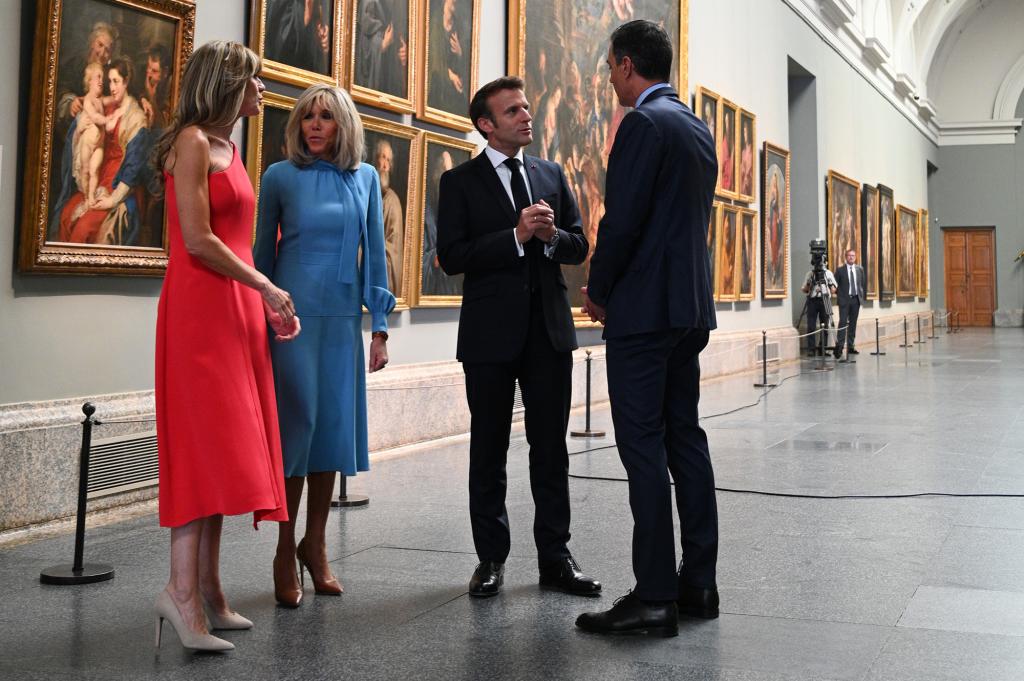 Pedro Sánchez with Emmanuel Macron