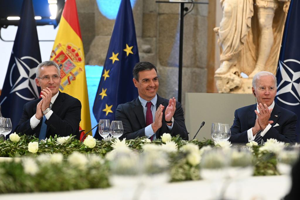 Jens Stoltenberg, Pedro Sánchez and Joe Biden