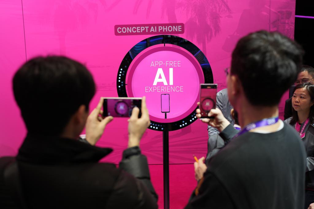 AI and trade tensions take centre stage at Mobile World Congress in ...