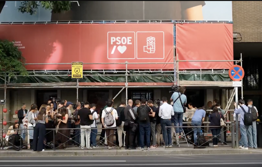 Spanish anti-corruption police seize documents from ruling socialist party HQ
